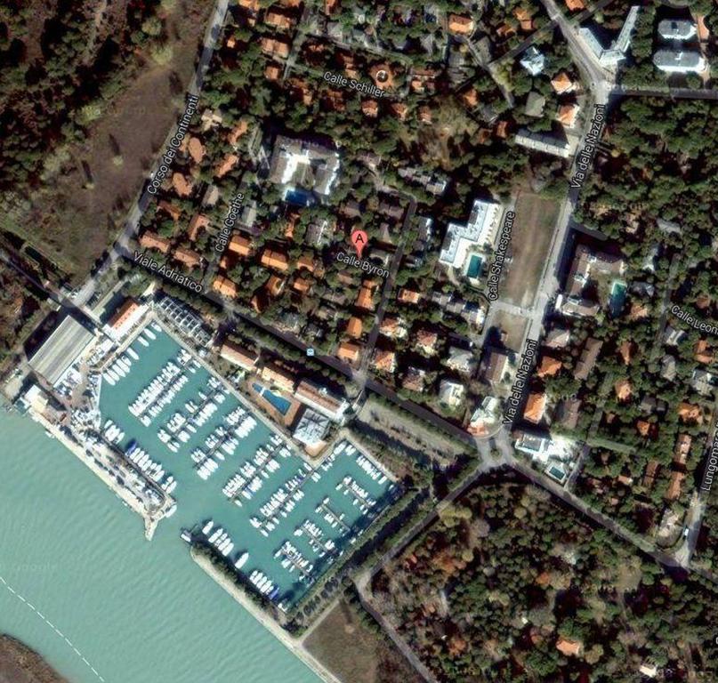 Lignano Exclusive With Pool Apartment ลินญาโน ซับเบียโดโร ภายนอก รูปภาพ